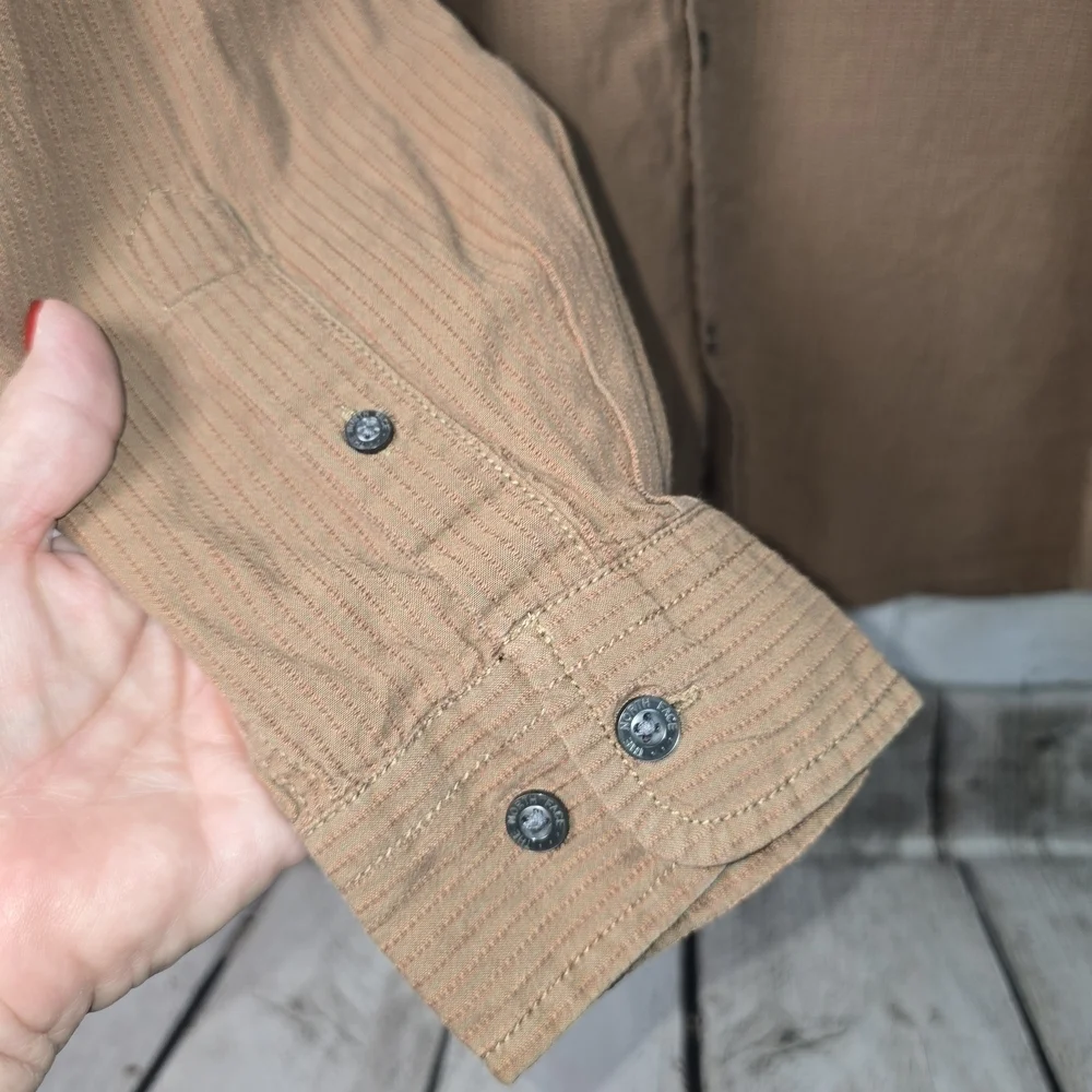 THE NORTH FACE MENS BUTTON DOWN SHIRT LONG SLEEVE DARK TAN LARGE